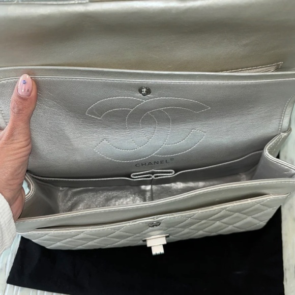 Authentic Chanel 2.55 Reissue 226 Silver Flap Bag - Picture 5 of 16